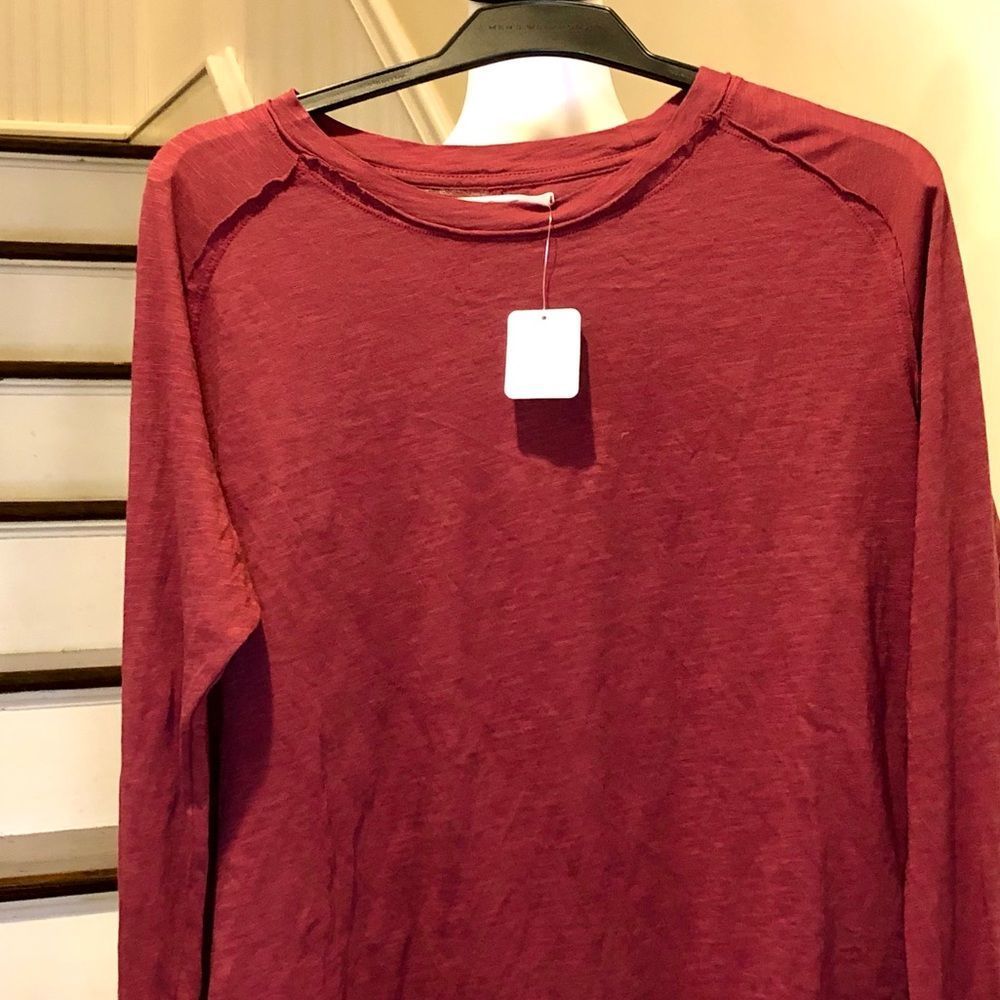 FREE PEOPLE Queen Pomegranate Maroon Round Hem Long Sleeve Thumb Holes Tunic NWT - Picture 7 of 13